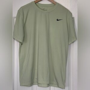 Nike Dri-Fit Tee Men’s XL Light Green Athletic Training Shirt
